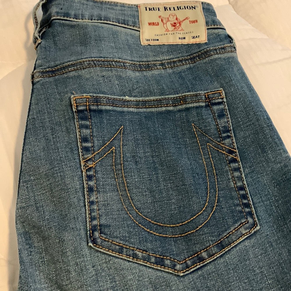 Womens True Religion Sz 30 Jeans.  Worn once zip fly. Jenne Curvy midrise skinny